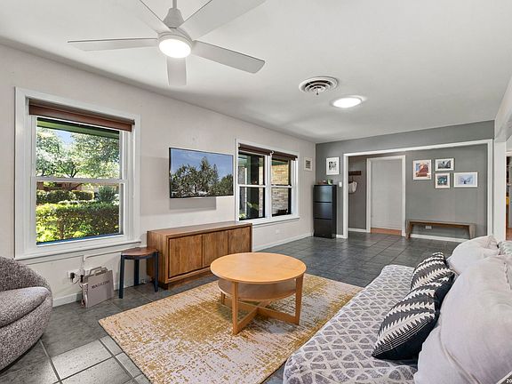 5th image of 8607 SAGEBRUSH LN