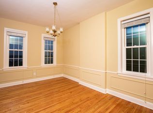 305 E 3rd St, Alton, IL 62002