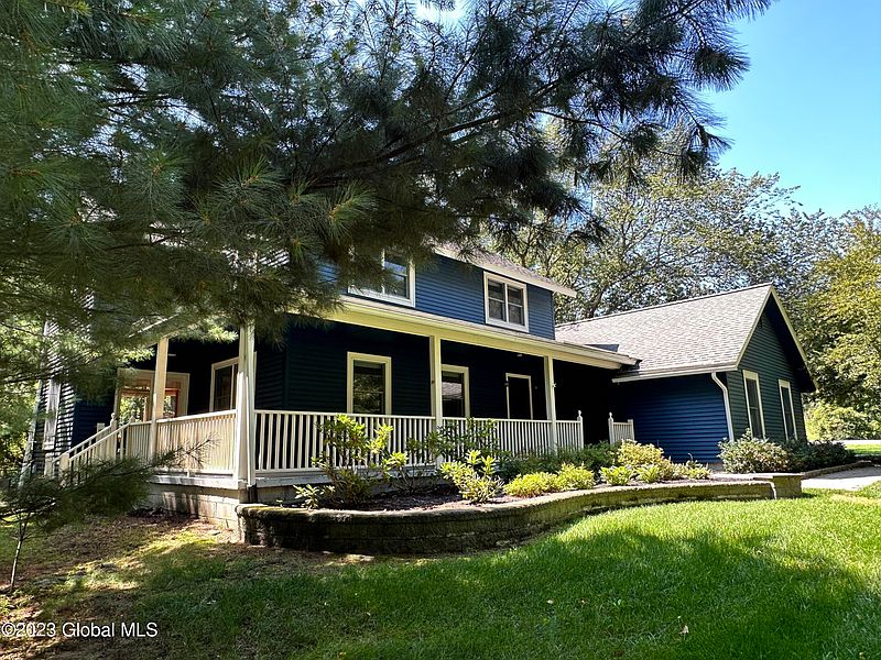 2nd image of 84 Dubois Lane