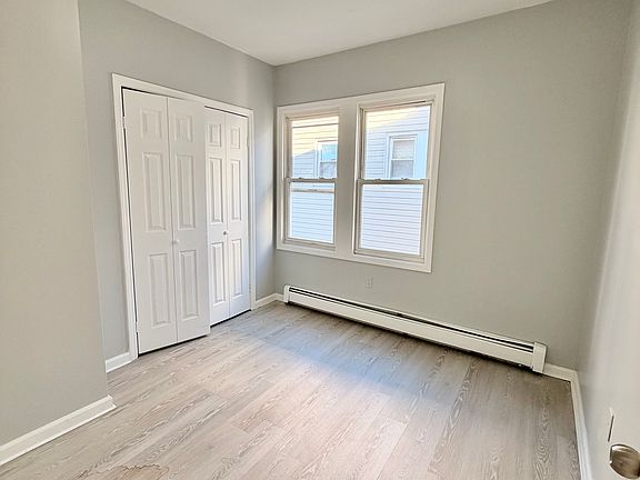 4th image of 349 Yale Ave #2R