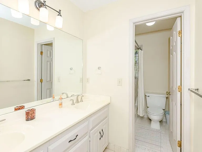 10315 Crescent Ridge Dr — Photo 23