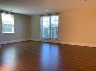 411 Main St APT 205, Stoneham, MA 02180