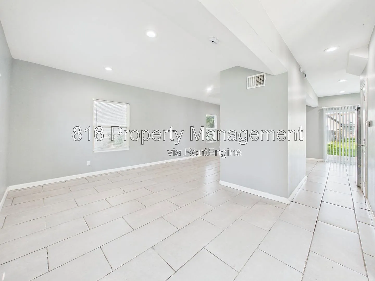 4 bed, 2.0 bath, 1856 sqft, $1,700 — Photo 3