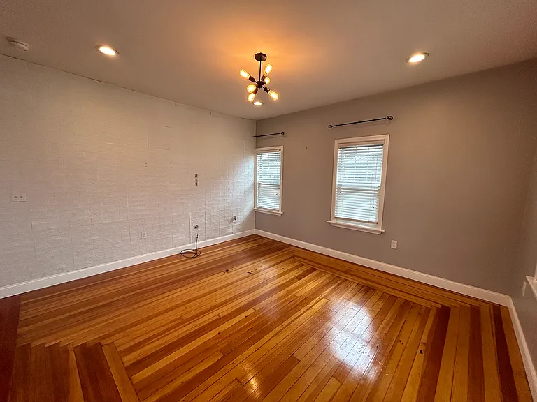 193 Mount Hope Ave #2 — Photo 5