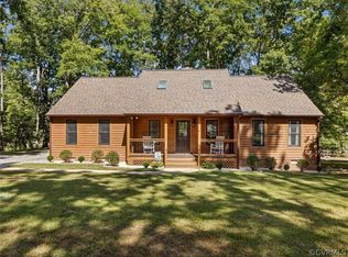 129 Claude Ln, Maidens, VA 23102