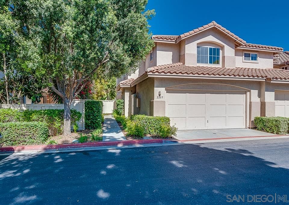 1st image of 2205 Lago Ventana