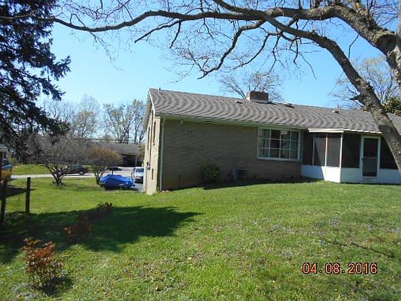 3rd image of 115 Ronameki Dr