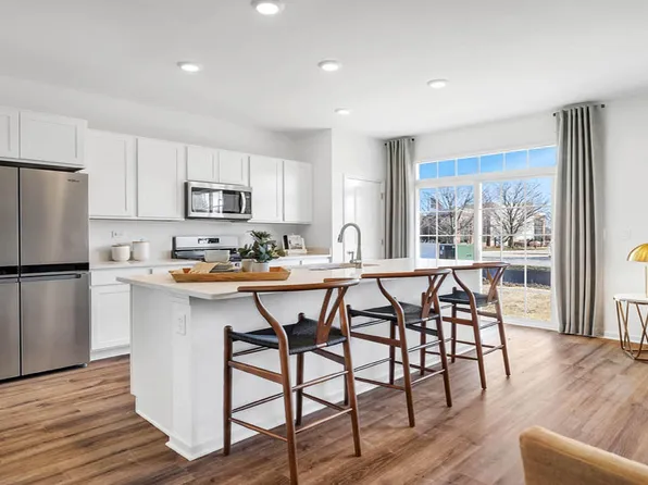 501 Cressmoor Blvd, Hobart, IN 46342