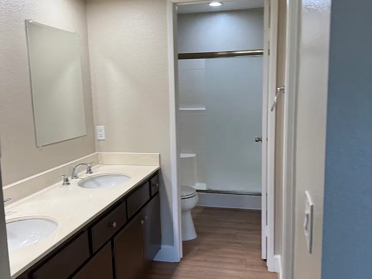 1020 Santiago Dr — Photo 7