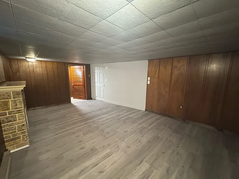 821 N George St #1 — Photo 15