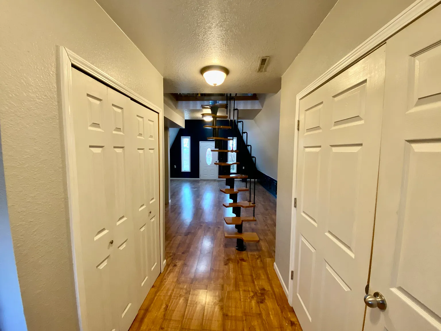 1 bed, $950 — Photo 3
