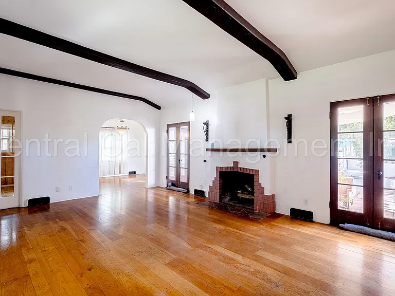 227 Oleander Ave — Photo 12