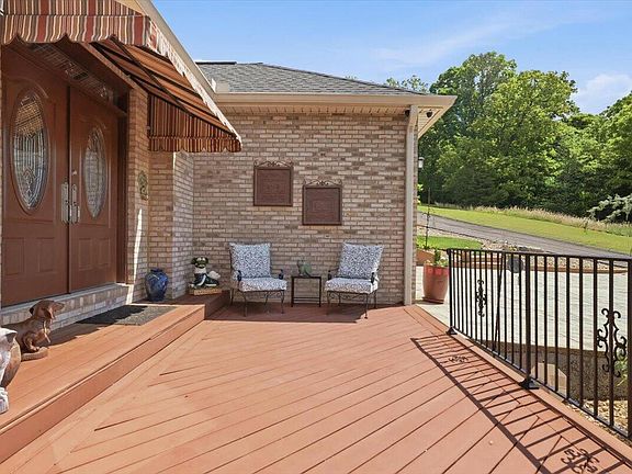 5th image of 281 Rhonda Way