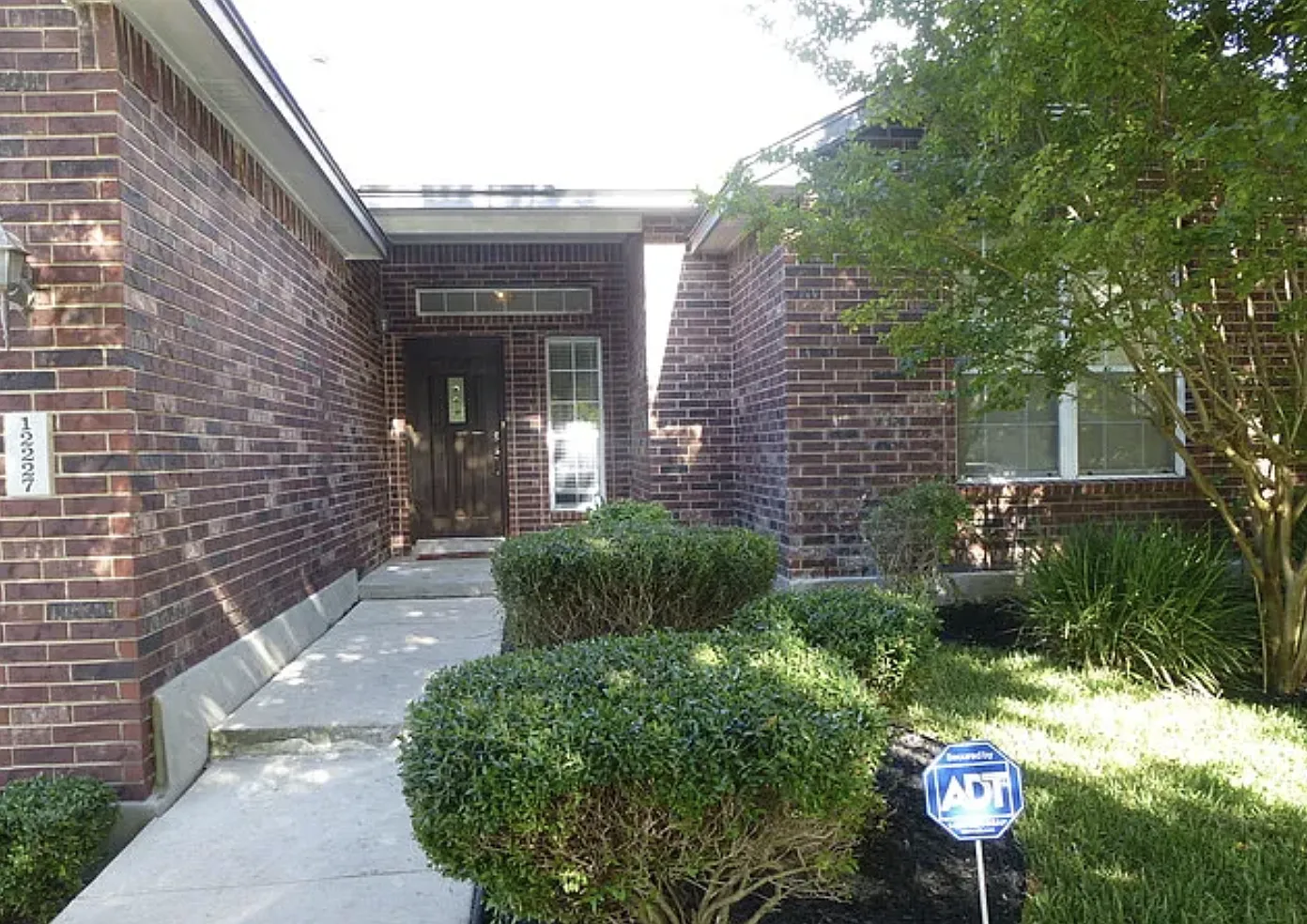 3 bed, 1544 sqft, $1,835 — Photo 1