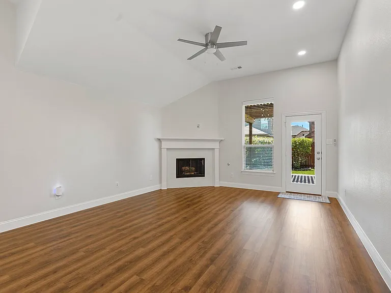 3628 Jockey Dr — Photo 11