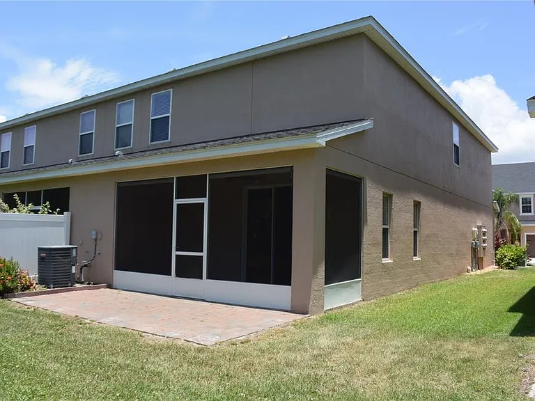 1213 Grantham Dr — Photo 28