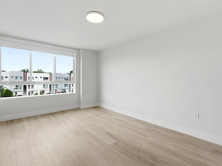 2505 NE 193rd St #4215 — Photo 31