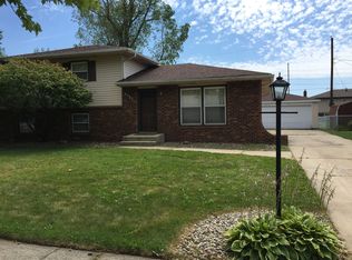 3021 Walnut Ln, Hobart, IN 46342