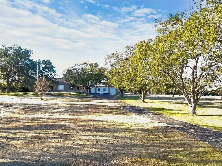 2248 US Highway 77A S — Photo 17