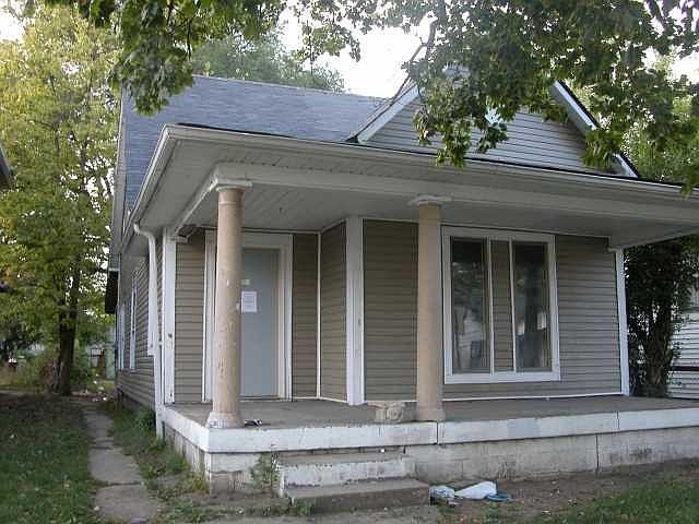 1st image of 2114 N Sugar Grove Ave