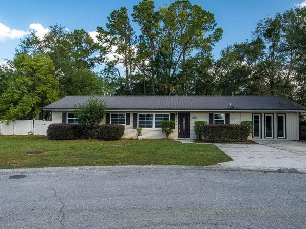 1661 SW Saint James Ct, Lake City, FL 32025