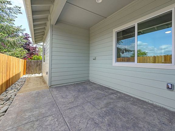 4th image of 11244 Mountain View Ct
