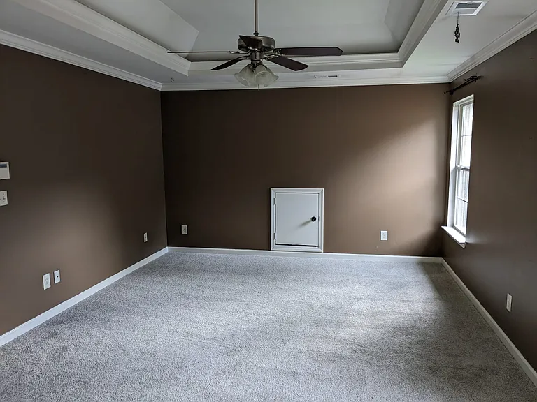 4109 Barnes Cove Dr — Photo 2