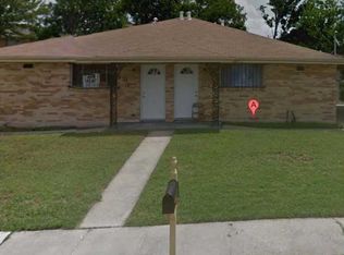4551 Lynhuber Dr, New Orleans, LA 70126