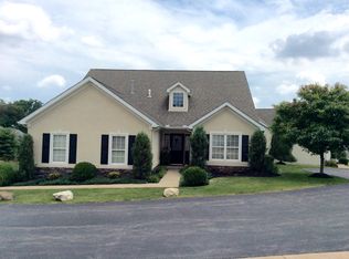 6830 Twin Oaks Ct #6830, Canfield, OH 44406