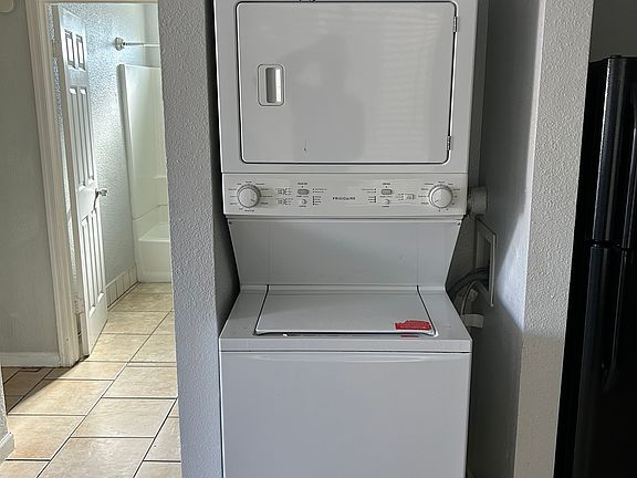 3rd image of 1636 W Garfield St #3