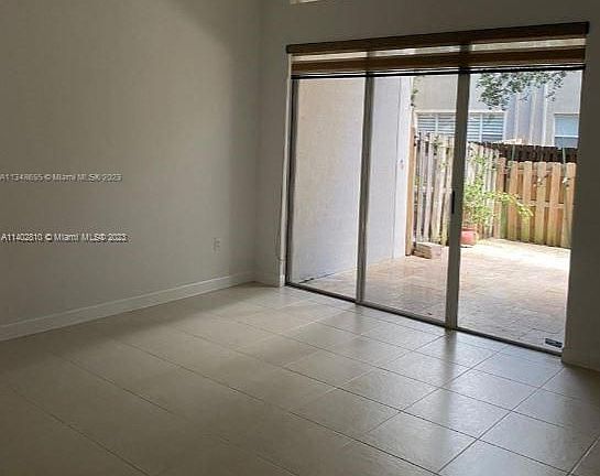 3rd image of 11541 NW 79th Ln #11541