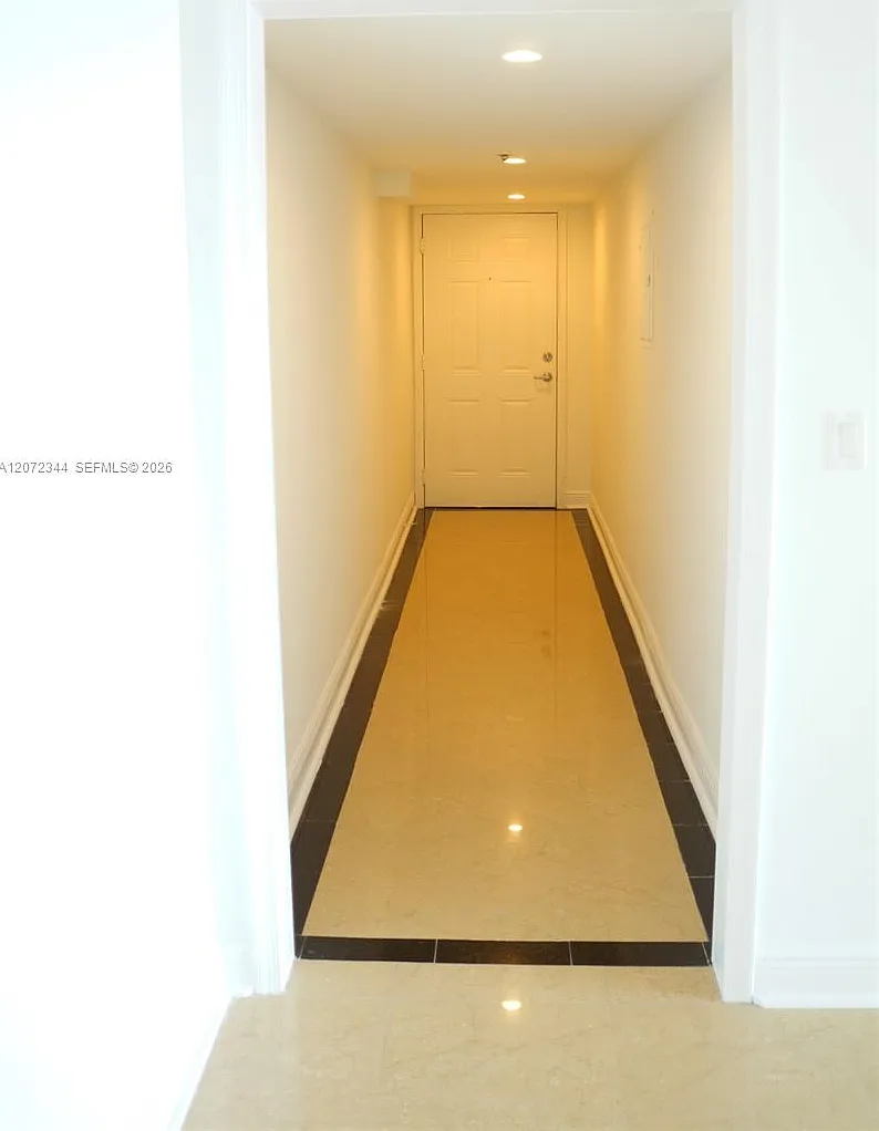 Casablanca Villas Condo — Photo 4