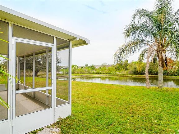 4th image of 31812 Loch Aline Dr