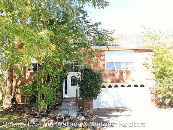 2nd image of 8147 Robins Nest Ln