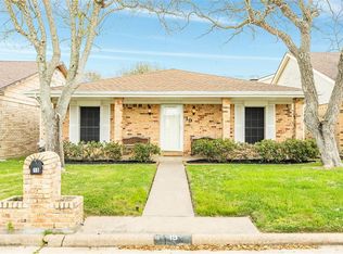 19 Campeche Cir, Galveston, TX 77554