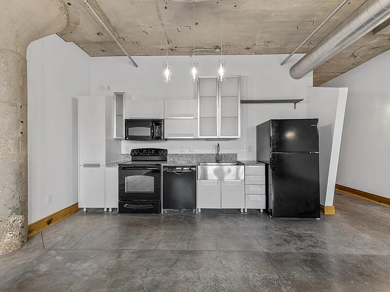 GW Lofts — Photo 13