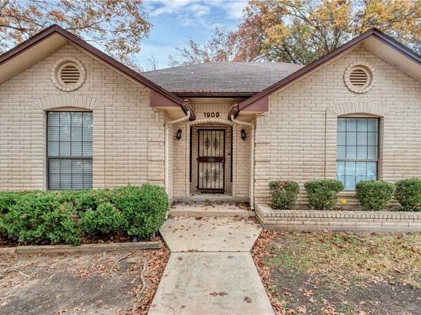 1909 Lance Cir, New Braunfels, TX 78130