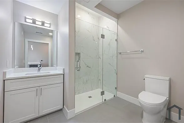 406 Kennedy St NW #1 — Photo 6