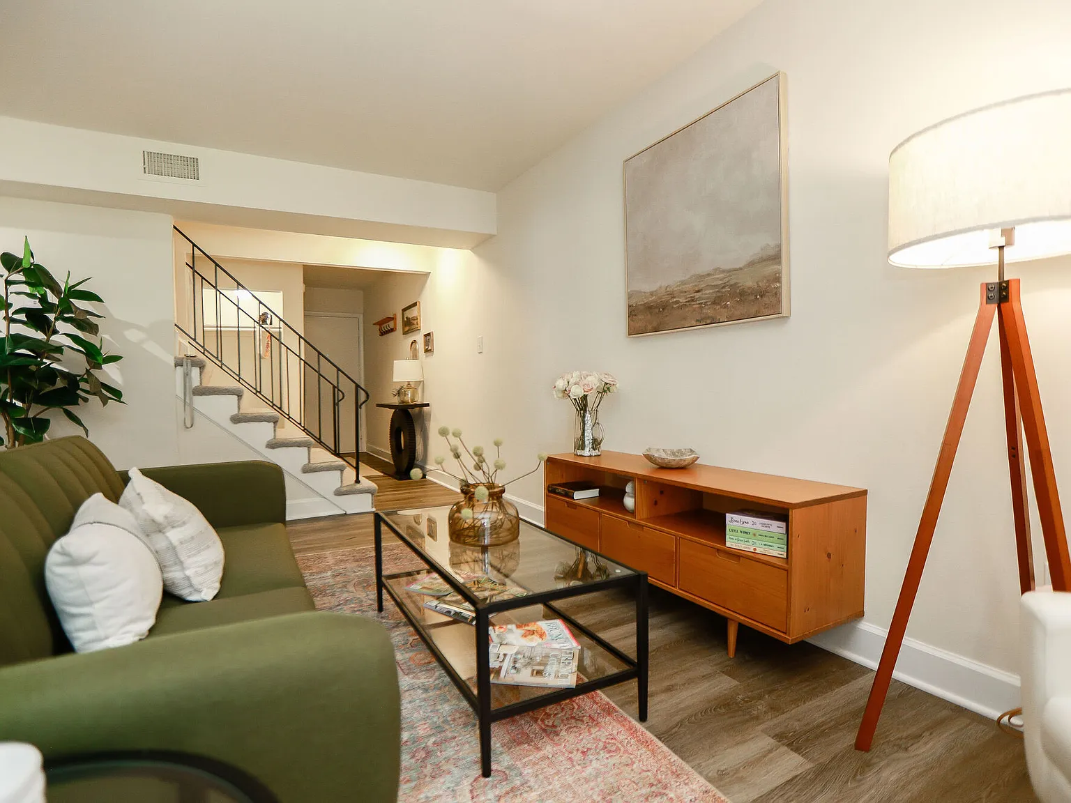 Millspring Commons Apartments and Townhomes — Photo 3
