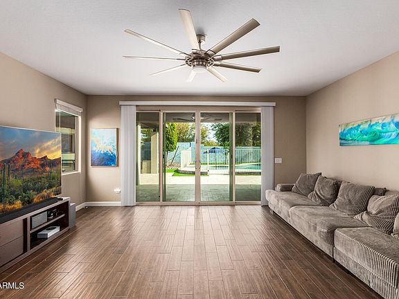 4th image of 3435 N BROOKLYN Drive