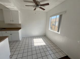 Charming 2-Bedroom Home in Prime Los Angeles Location, Los Angeles, CA 90044