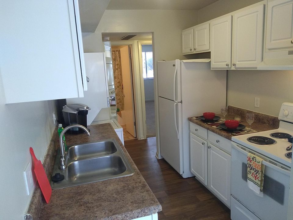 1st image of 1443 Natalie Ln APT 204