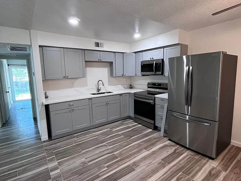 1426 Sunflower Cir N — Photo 10