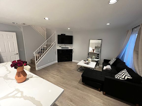 4th image of 4008 Rosemead Blvd Unit 8
