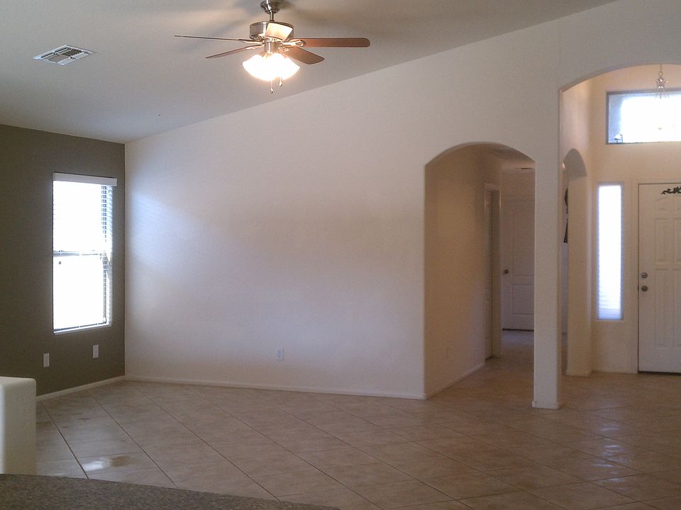 Living Room - Large