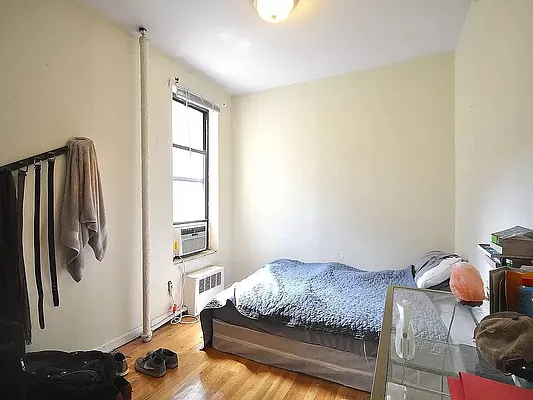 Rented by Compass | media 9