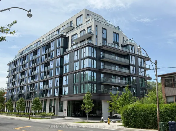 250 Lawrence Ave W #422, Toronto, ON M5M 1B2