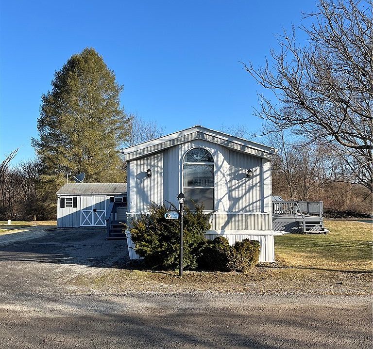 1st image of 30 Valley Dr