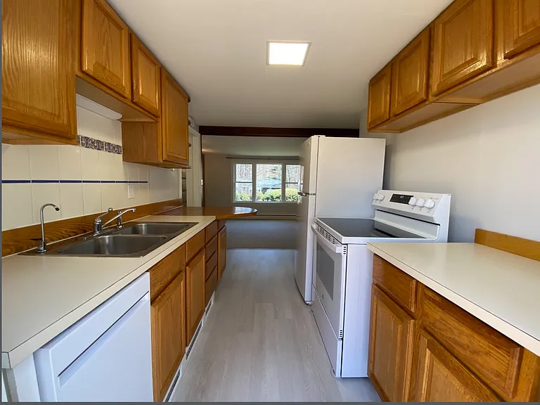 83A Woodland Rd #A — Photo 11