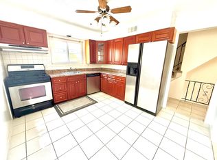 32 Elissa Ln #2, Yonkers, NY 10710
